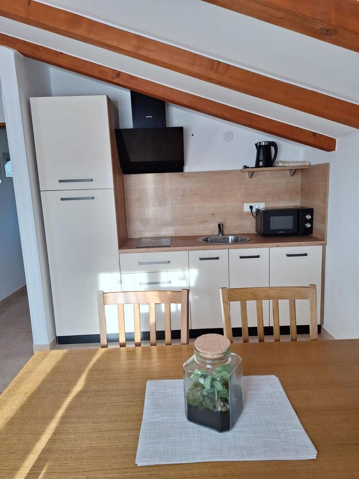 Apartment Ankica 우마그 외부 사진